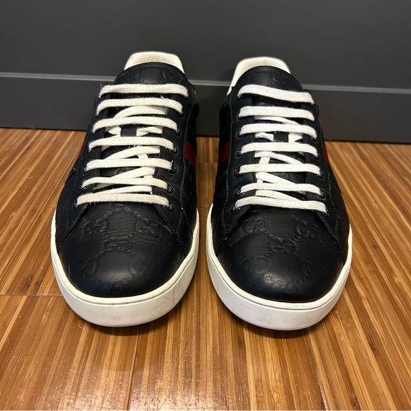 GUCCI Ace Signature Sneaker Embossed Black Monogram Leather Stripe - Picture 4 of 10